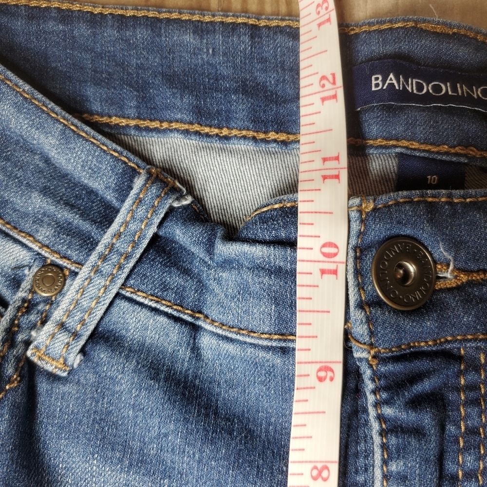 Bandolino Mandie Crop Dark Wash Floral Embroidered Women's Denim Jeans Size 10 - Picture 10 of 16